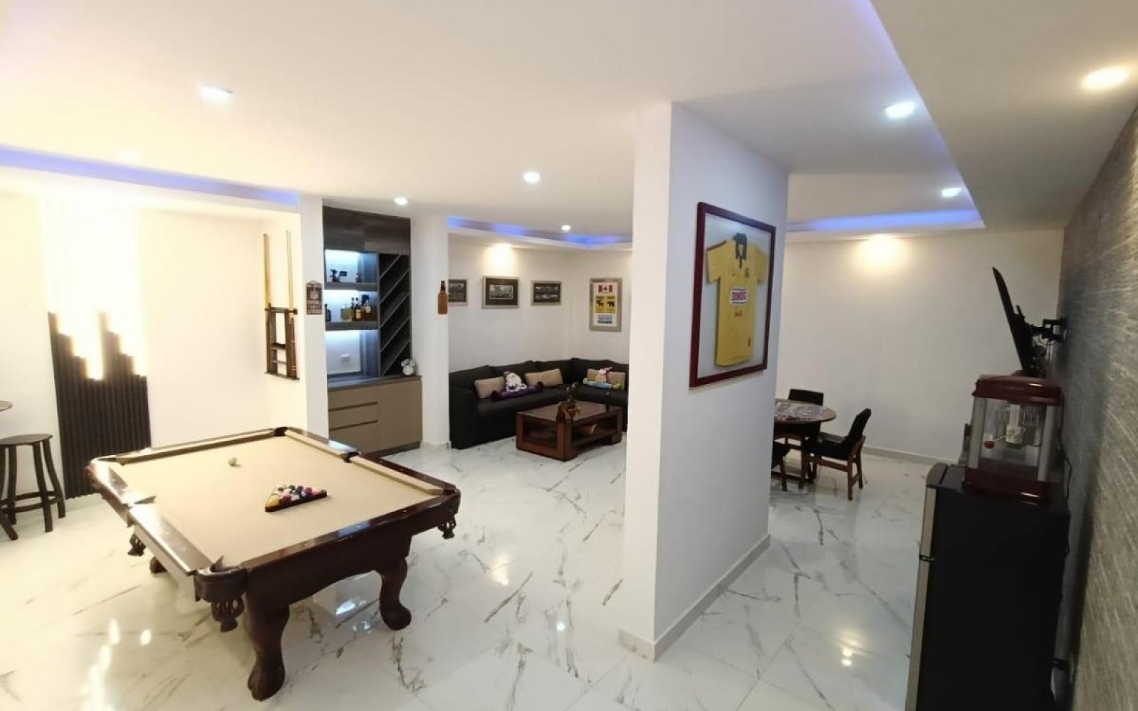 204 Av. Siglo XXI residencial las plazas, 3 Habitaciones Habitaciones, 2 Habitaciones Habitaciones,3 BathroomsBathrooms,Casa,Venta,Av. Siglo XXI ,1097