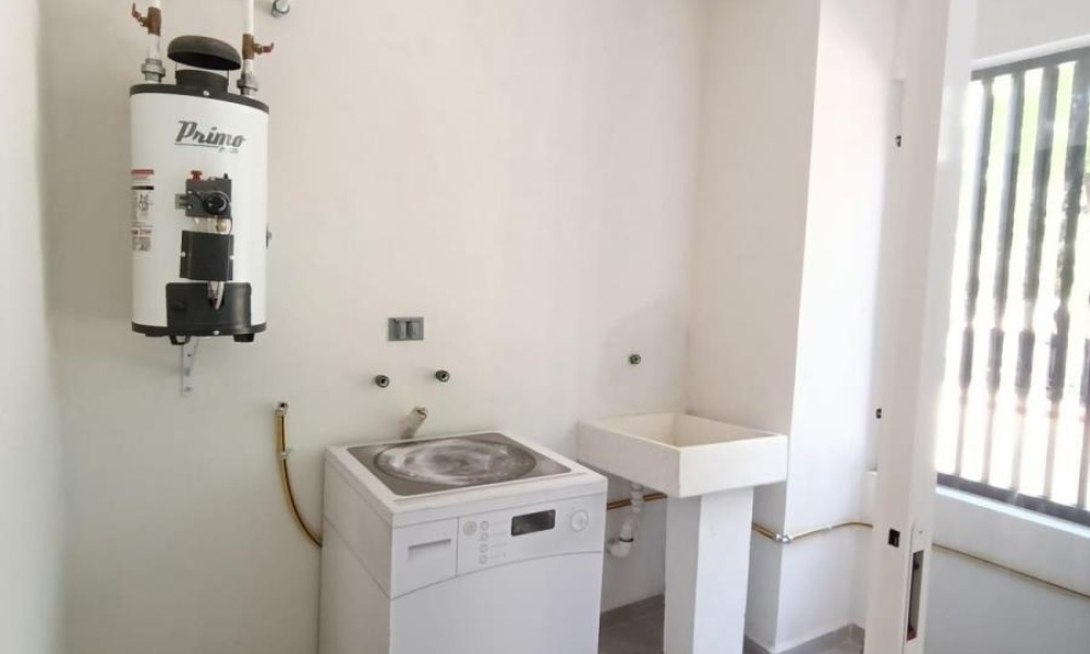 16 J. Gertrudis Ramos Becerra FRANCISCO VILLA, 2 Bedrooms Bedrooms, 1 Room Rooms,1 BathroomBathrooms,Departamento,Venta,J. Gertrudis Ramos Becerra,0,1110