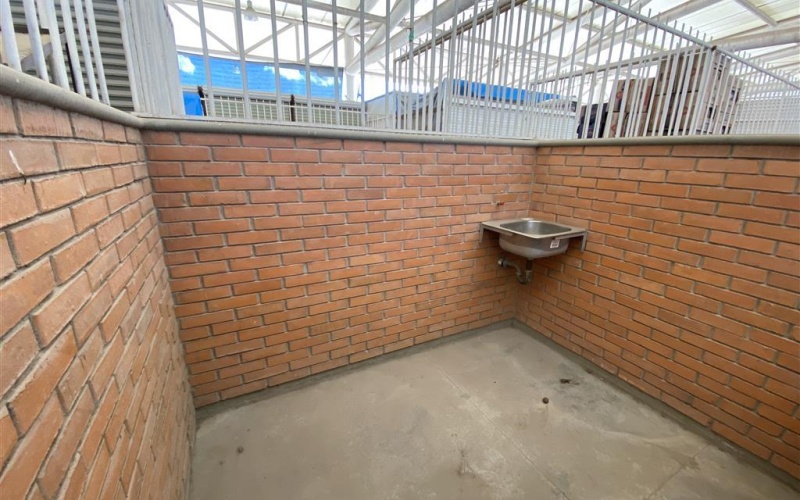 223 Viñedos Vides ZONA COMERCIAL CENTRO DISTRIBUIDOR DE BASICOS VIÑE, 4 Habitaciones Habitaciones,Local Comercial,Renta,Viñedos Vides ,1126