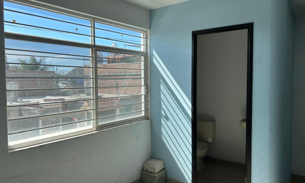 102 Los Naranjos Constitucion, Aguascalientes, 3 Bedrooms Bedrooms, 0 ,1 BathroomBathrooms,Oficina,Renta,Los Naranjos,0,1162