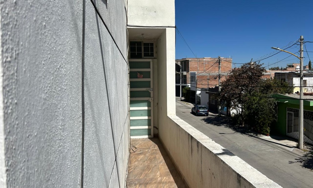 102 Los Naranjos Constitucion, Aguascalientes, 3 Bedrooms Bedrooms, 0 ,1 BathroomBathrooms,Oficina,Renta,Los Naranjos,0,1162