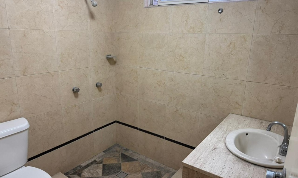 Bogotá No. 405, Las Fuentes, 4 Bedrooms Bedrooms, 1 Room Rooms,2 BathroomsBathrooms,Casa,Venta,Bogotá No. 405,0,1186