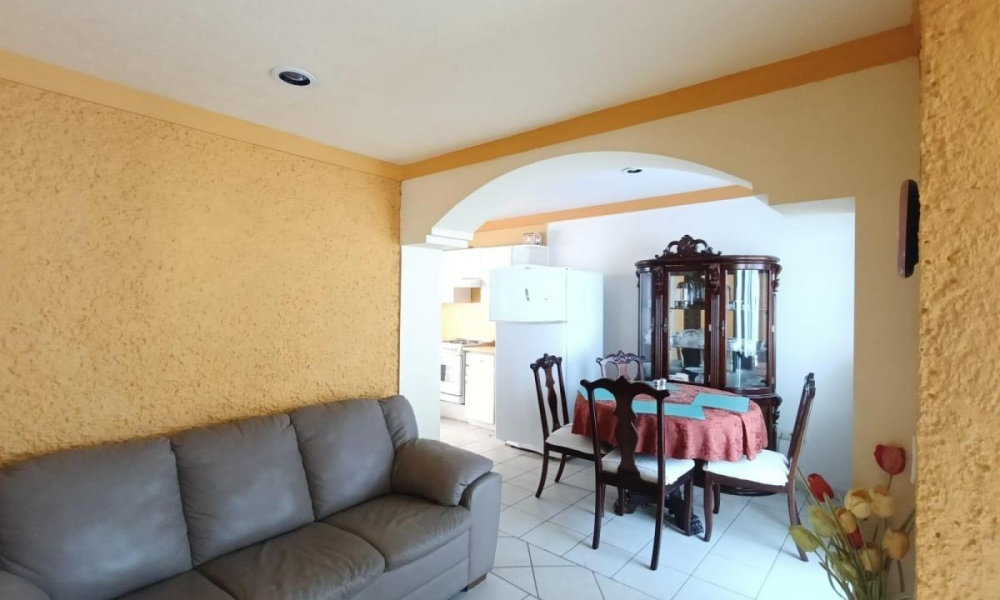 301 Sgto. Liberato Sta. Cruz 301, Aguascalientes, 2 Bedrooms Bedrooms, 1 Room Rooms,1 BathroomBathrooms,Casa,Renta,Sgto. Liberato Sta. Cruz 301,0,1242