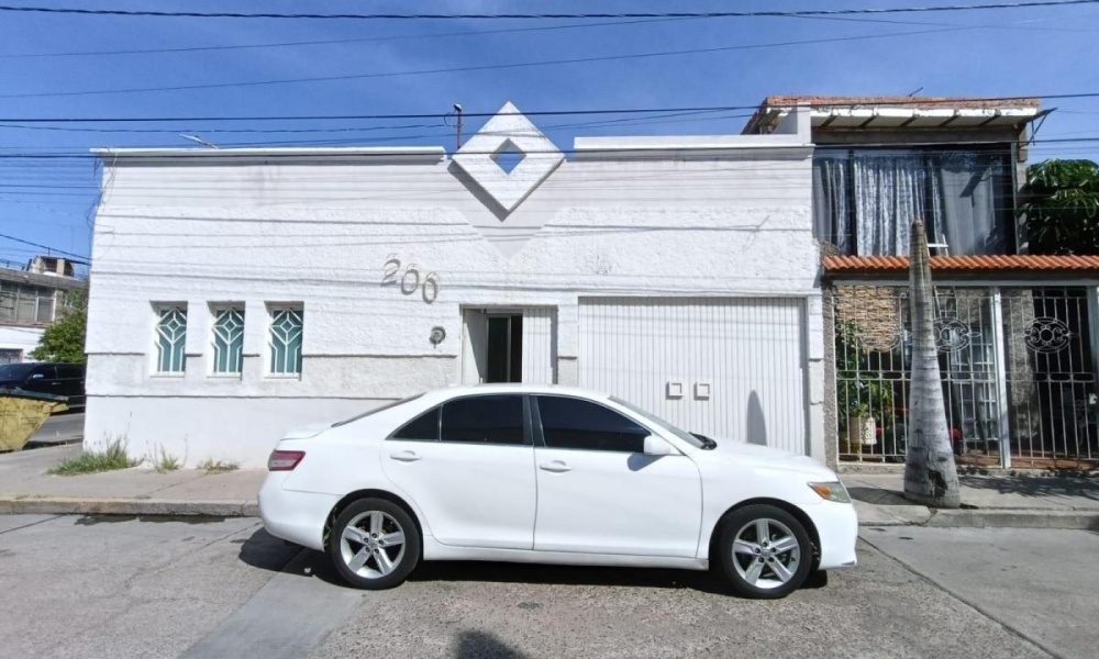 301 Sgto. Liberato Sta. Cruz 301, Aguascalientes, 2 Bedrooms Bedrooms, 1 Room Rooms,1 BathroomBathrooms,Casa,Renta,Sgto. Liberato Sta. Cruz 301,0,1242