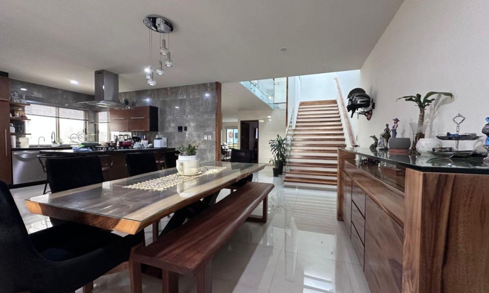 Av. Arroyo del Molino, Las Cavas, Aguascalientes 20110, 4 Bedrooms Bedrooms, 2 Rooms Rooms,3 BathroomsBathrooms,Casa,Venta,Av. Arroyo del Molino,0,1243