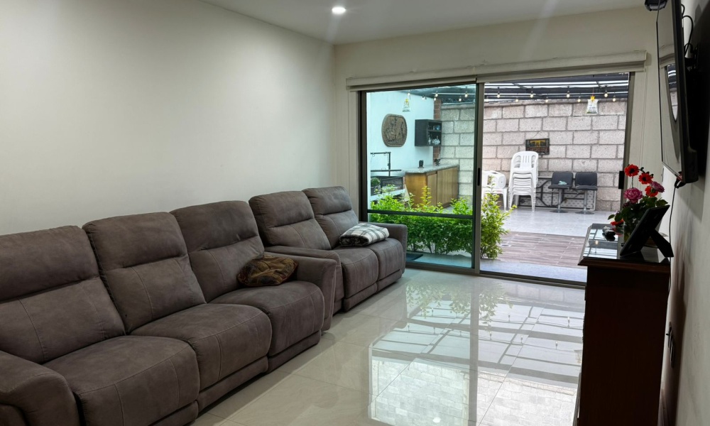 Av. Arroyo del Molino, Las Cavas, Aguascalientes 20110, 4 Bedrooms Bedrooms, 2 Rooms Rooms,3 BathroomsBathrooms,Casa,Venta,Av. Arroyo del Molino,0,1243