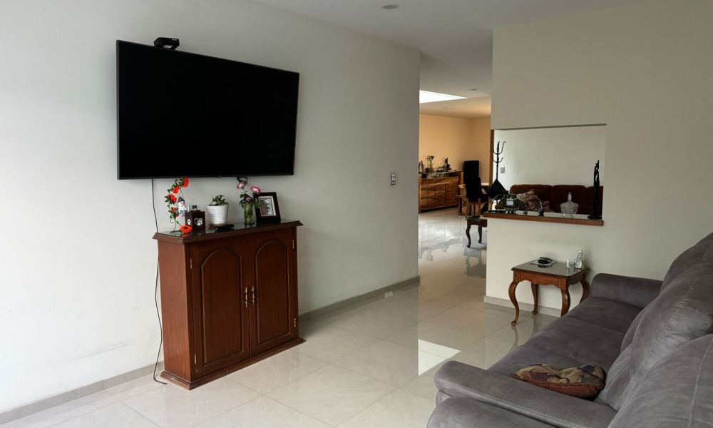 Av. Arroyo del Molino, Las Cavas, Aguascalientes 20110, 4 Bedrooms Bedrooms, 2 Rooms Rooms,3 BathroomsBathrooms,Casa,Venta,Av. Arroyo del Molino,0,1243