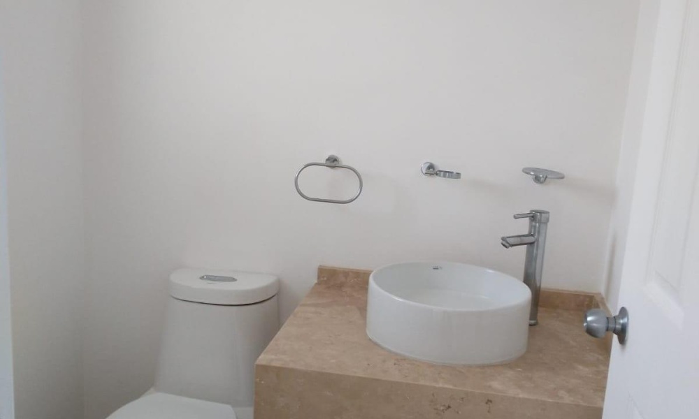Avenida la Paz Fraccionamiento Rancho Santa Monica, Aguascalientes 20286, 3 Bedrooms Bedrooms, 2 Rooms Rooms,2 BathroomsBathrooms,Casa,Renta,Avenida la Paz,0,1245
