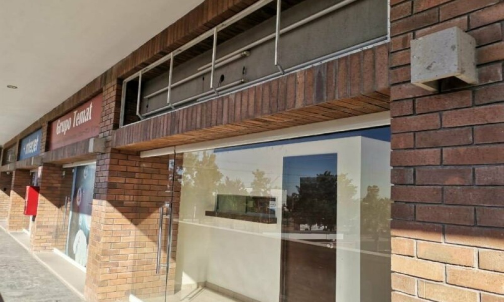 Av. Universidad 811, Bosques del Prado Sur, Aguascalientes 20130, 0 , 0 ,1 BathroomBathrooms,Local en centro comercial,Renta,Av. Universidad 811,0,1261