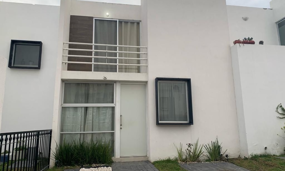 Cto. Orión 217, La Aurora, Aguascalientes, Ags., La Aurora Residencial, Aguascalientes 20326, 3 Bedroom Bedrooms, 2 Room Rooms,3 BathroomBathrooms,Casa,Renta,Cto. Orión 217, La Aurora, Aguascalientes, Ags.,0,1267