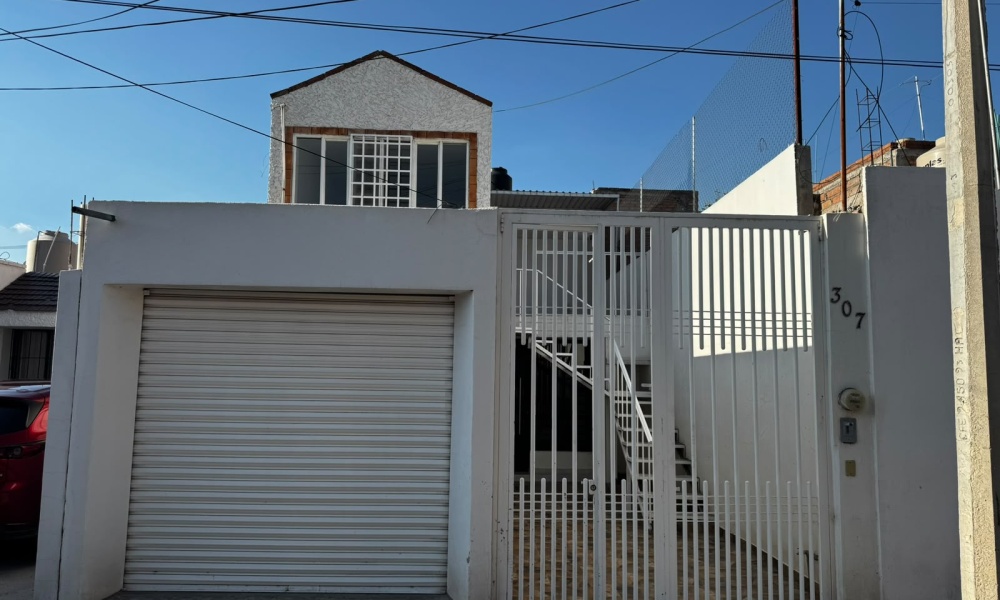 Lira 307, Pabellón de Arteaga, Aguascalientes 20676, 4 Bedroom Bedrooms, 1 Room Rooms,2 BathroomBathrooms,Casa,Venta,Lira 307,0,1271