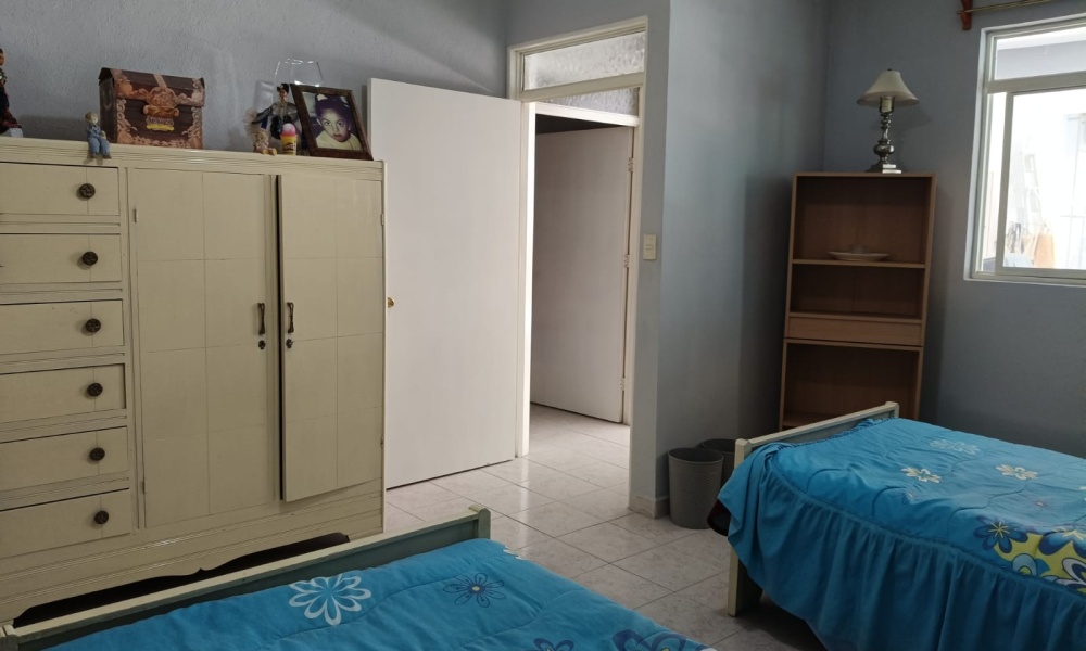 Calle República de Guatemala, Jardines de Santa Elena, Aguascalientes 20238, 8 Bedroom Bedrooms, 2 Room Rooms,4 BathroomBathrooms,Casa,Venta,Calle República de Guatemala,0,1276