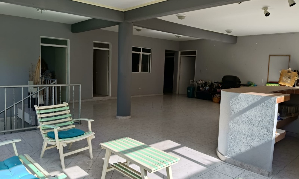 Calle República de Guatemala, Jardines de Santa Elena, Aguascalientes 20238, 8 Bedroom Bedrooms, 2 Room Rooms,4 BathroomBathrooms,Casa,Venta,Calle República de Guatemala,0,1276