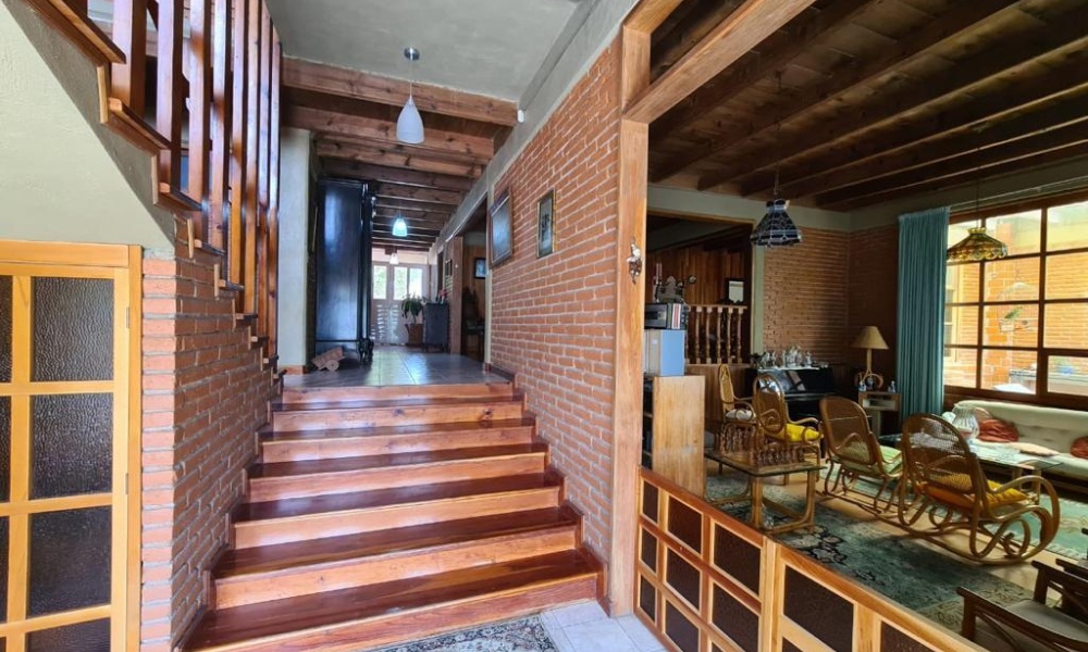 402 Hernan Cortez Campestre la herradura, 5 Habitaciones Habitaciones, 7 Habitaciones Habitaciones,6 BathroomsBathrooms,Casa,Venta,Hernan Cortez,0,1034