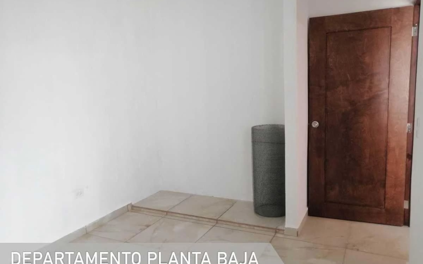 7 CRISANTEMO EL CENTENARIO, 4 Habitaciones Habitaciones, 1 Habitación Habitaciones,2 BathroomsBathrooms,Casa,Venta,CRISANTEMO,1046