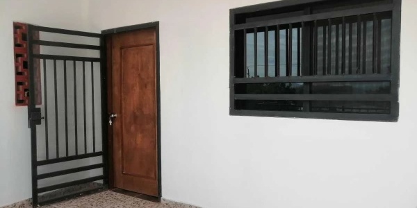 7 CRISANTEMO EL CENTENARIO, 4 Habitaciones Habitaciones, 1 Habitación Habitaciones,2 BathroomsBathrooms,Casa,Venta,CRISANTEMO,1046