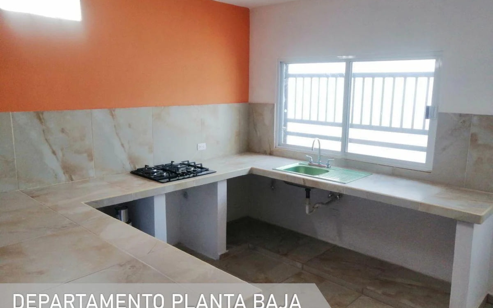 7 CRISANTEMO EL CENTENARIO, 4 Habitaciones Habitaciones, 1 Habitación Habitaciones,2 BathroomsBathrooms,Casa,Venta,CRISANTEMO,1046